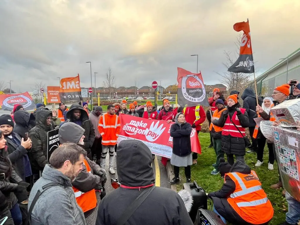 Amazon workers on strike in Coventry nearly won union recognition in a vote earlier this year. Image provided by UNI Global Union. 