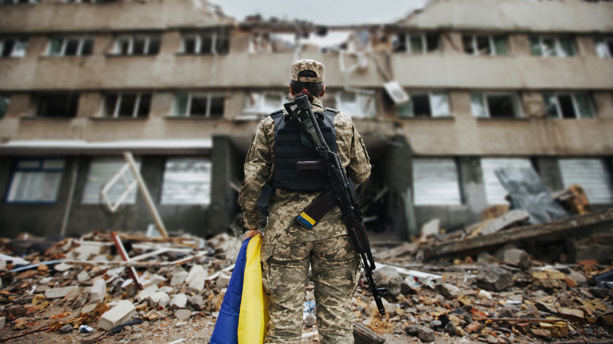 Comparing US and EU Security Assistance to Ukraine